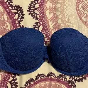 Never worn Victoria secret strapless bra